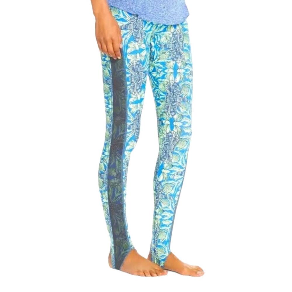 Maaji Matching Workout Set Small Sports Bra Stirrup Leggings Blue Print Beach - Picture 11 of 13